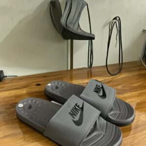 NIKE SOLARSOFT SLIDE GREY
